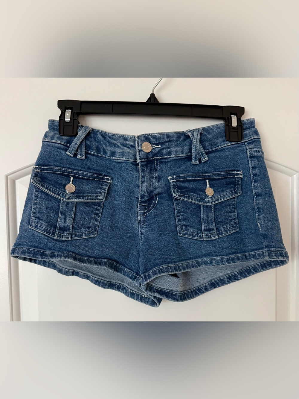 PacSun Low Rise Carmen Short